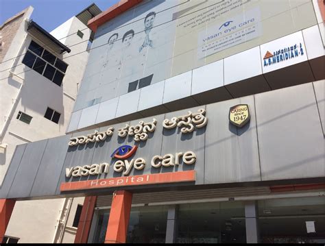 labrador eye clinic|Hospitals and Clinics .